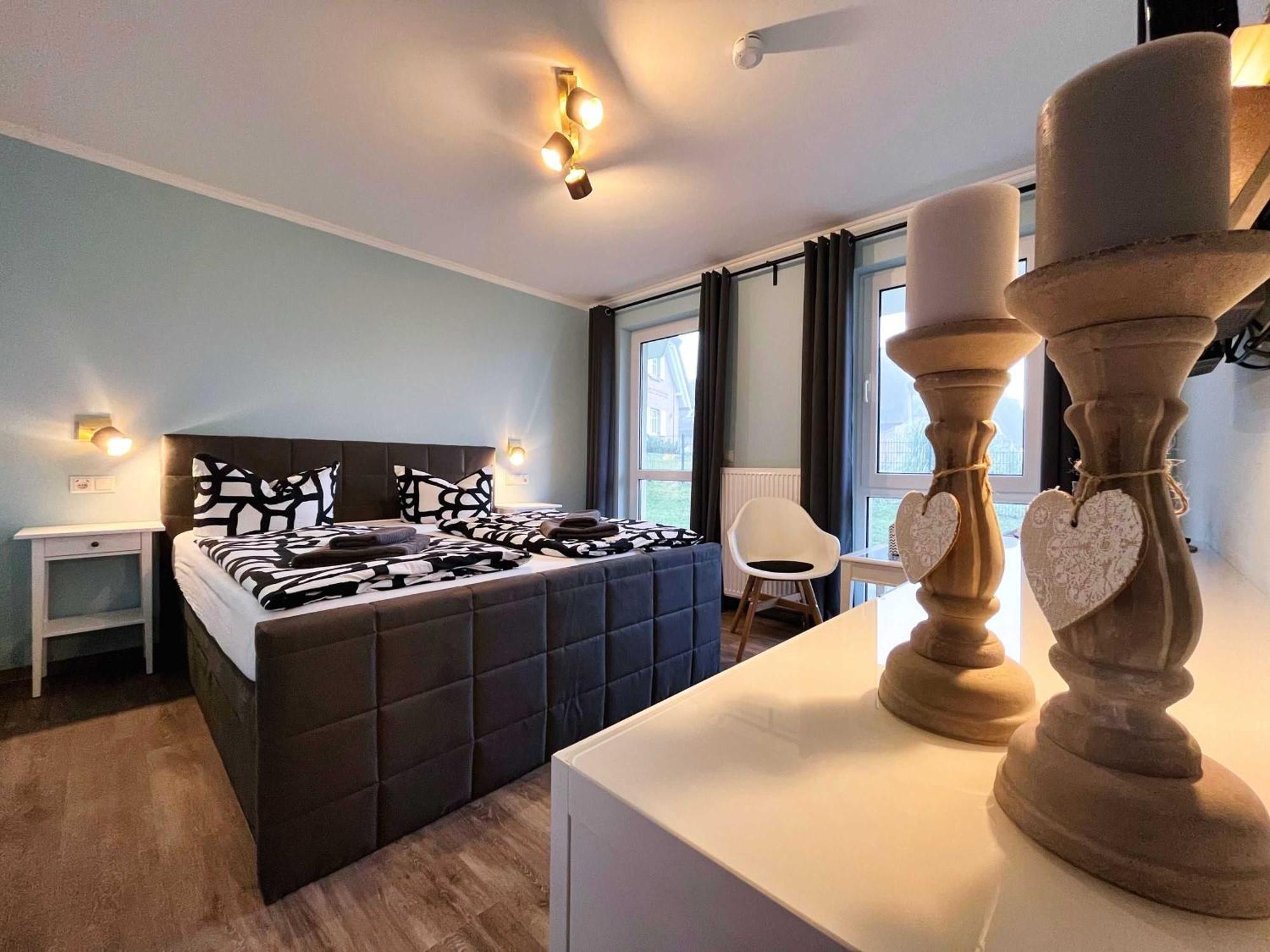 Strandhaus Moenchgut Bed & Breakfast Lobbe 괴렌 외부 사진